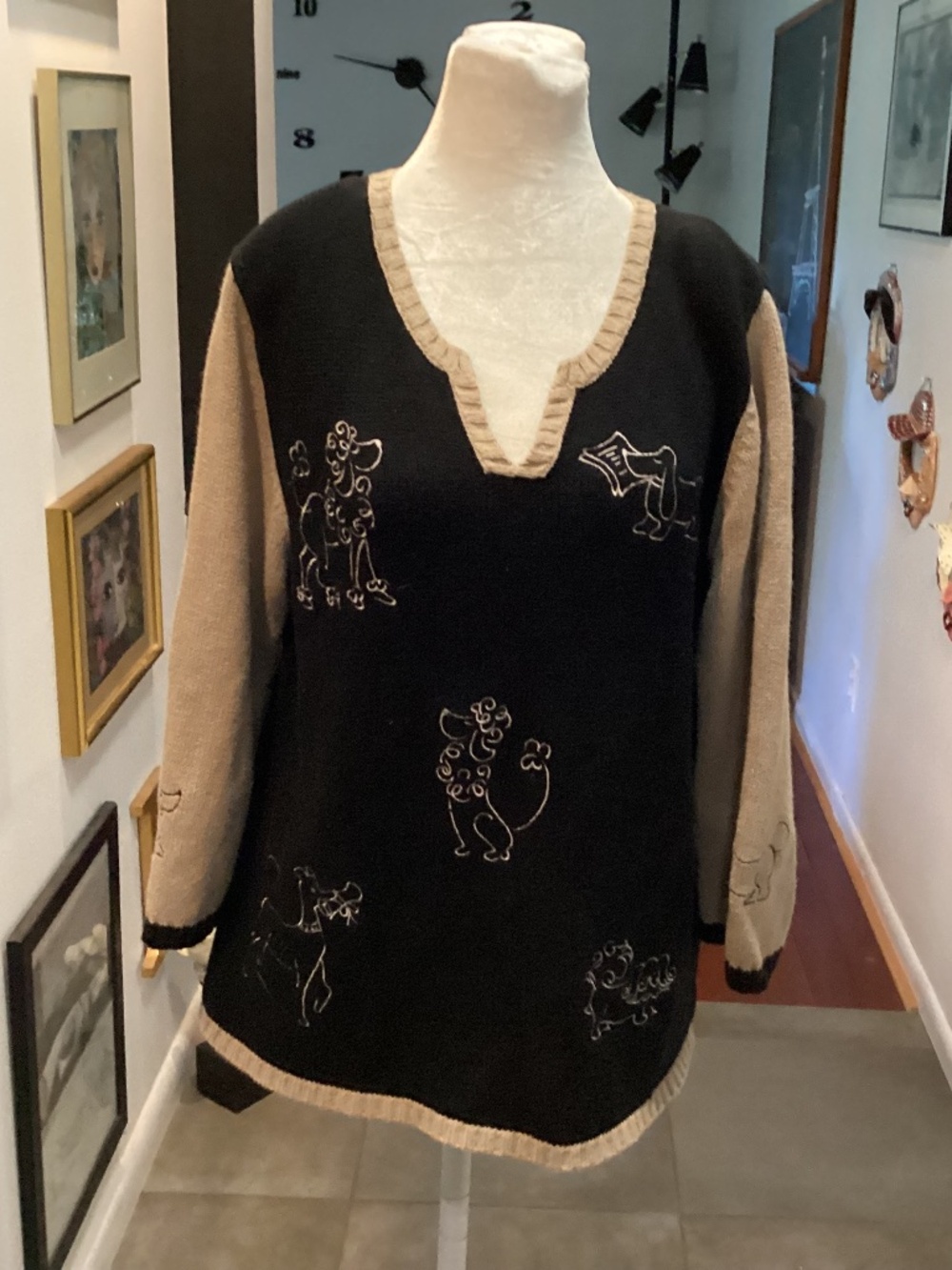 POODLE SWEATER LARGE TOO CUTE